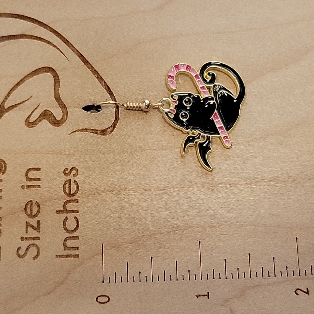 🔥LAST PAIR🔥 Bat Cat Devil with Candy Earrings - Picture 4 of 5